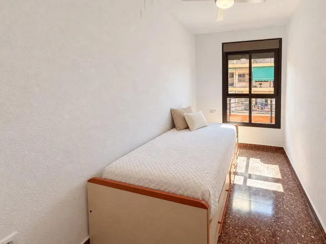 Piso de 2 habitaciones en alquiler en C/Juan Ramón Jiménez — 9