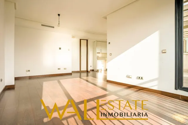 Precioso ático con terraza y vistas en Adelfas — 11
