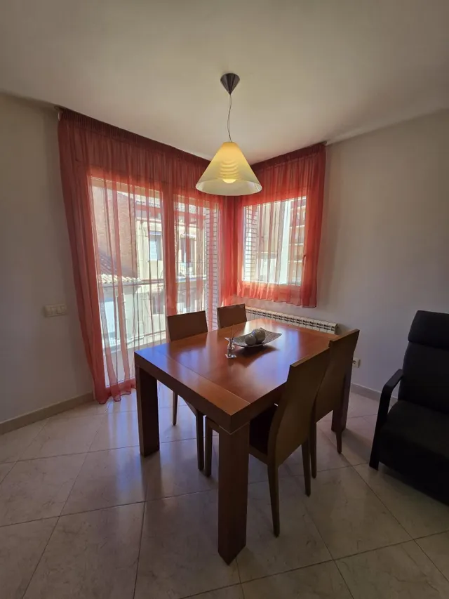 Piso impecable amueblado 4 hab — 3