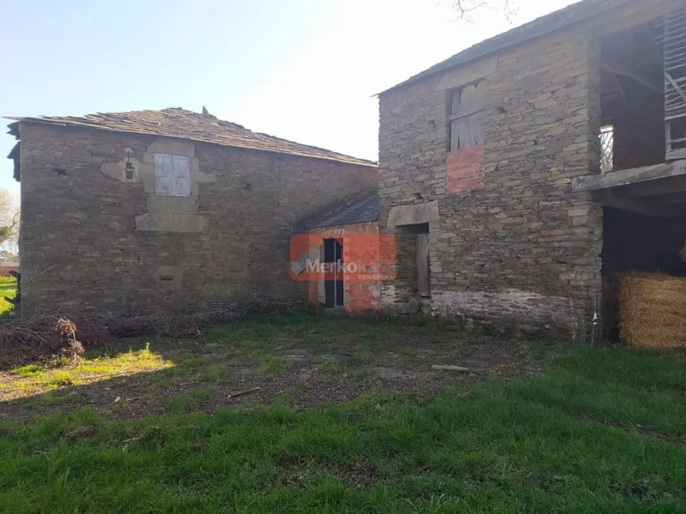 SE VENDE CASA DE PIEDRA PARA REHABILITAR CERCANO A LUGO