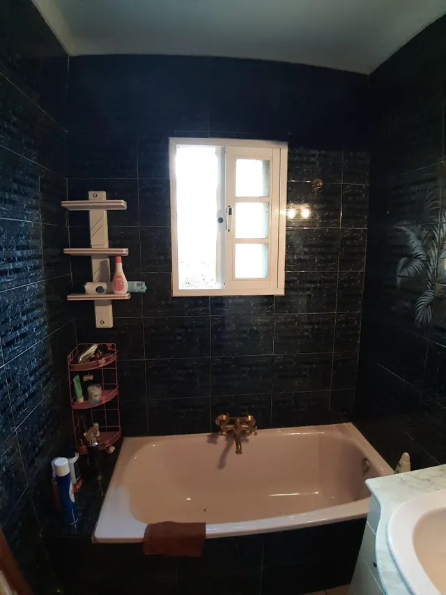CASA MUY AMPLIA DE 4 DORMITORIOS LISTA PARA ENTRAR A VIVIR ( LAS LAGUNAS) — 30