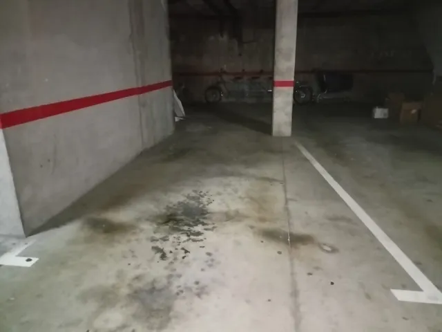 SE VENDE PLAZA DE PARKING EN VIC, ZONA CENTRO