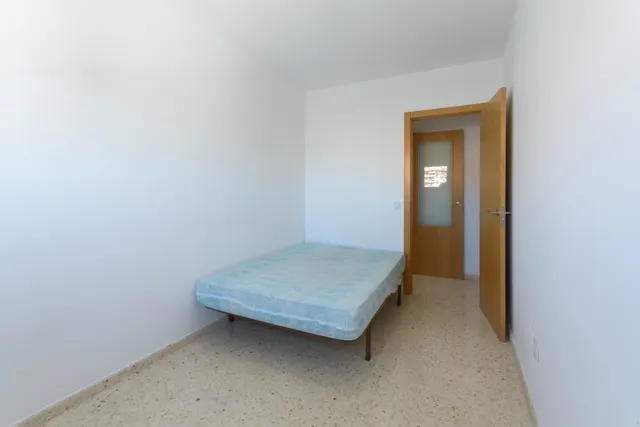 Cesión de vivienda por 50 años en Gandia, zona hospital, con piscina comunitaria, parking y trastero — 21