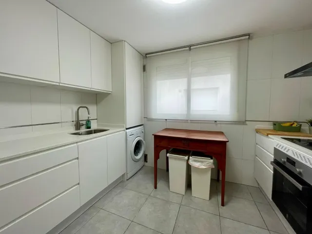 Venta de piso en Avda. Ciudad de Almeria — 13