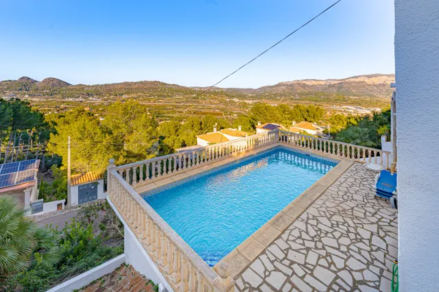 Casa para renovar con vistas despejadas en venta en Pedreguer — 30