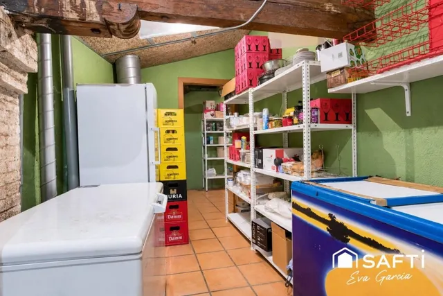 Un edificio entero por 380.000€ en Vilafranca del Penedès con potencial para 6 viviendas — 16