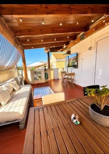 Bungalow Aurora reformado con sótano, solárium y piscina – Ubicación premium junto al mar, Monte y Mar, Gran Alacant — 2