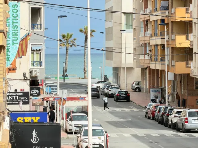 Apartamento 4 habitaciones 107m² en venta - Estacion de autobuses — 33