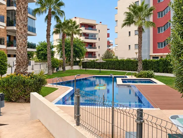 Piso en Arenales del Sol con terraza y vistas al mar — 27