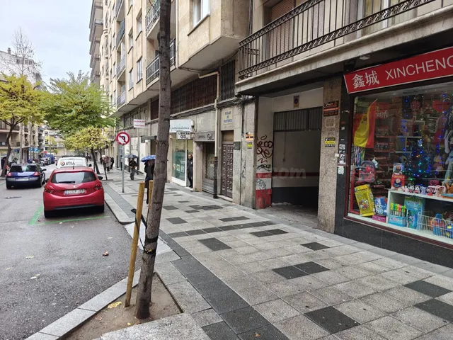 Garaje en venta junto a Plaza España — 5