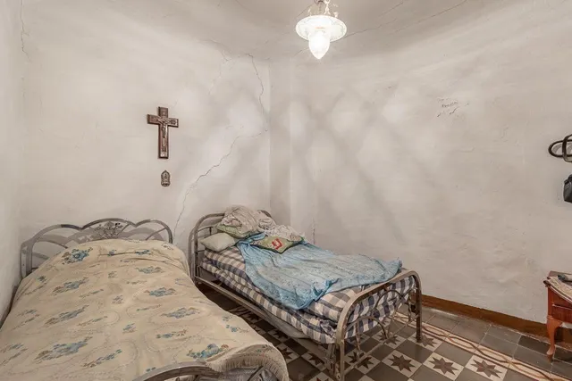 CASA CON TERRENO EN DURCAL — 13