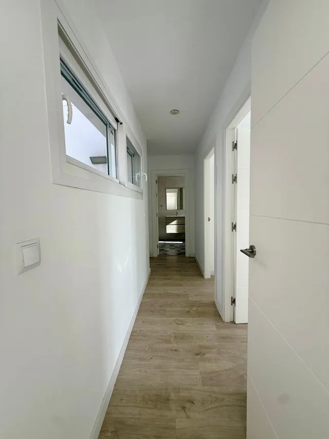 Exclusivo chalet adosado con piscina privada, amplios espacios y excelentes calidades — 15