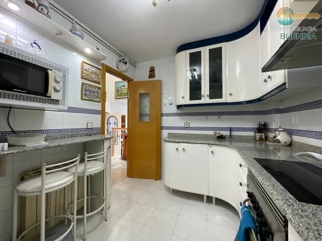 Duplex frente al mar en alamillo — 12