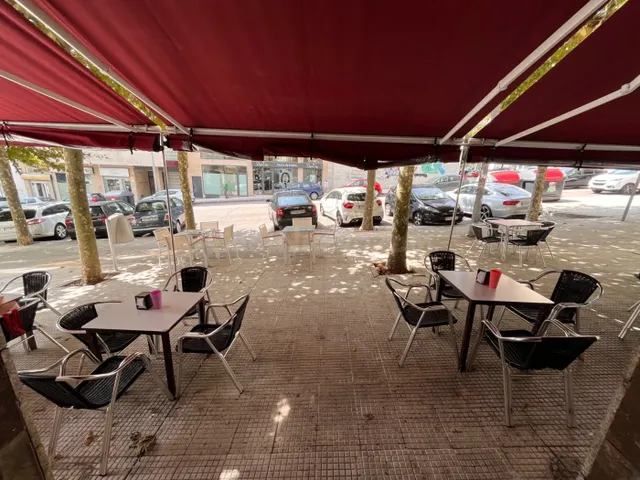 Alquiler local en Plaza Miñoca Vigo - foto 3
