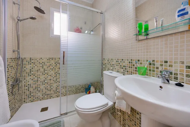 Venta de Apartamento 2 dormitorios zona Habaneras,piscina comunitaria en Torrevieja. — 8