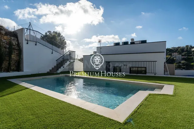 Casa independiente con piscina y jardín en Segur de Dalt - foto 3
