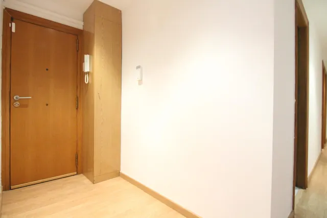 Fantástico piso de 3 habitaciones con ascensor, listo para entrar a vivir en la zona del estatut de Olesa de Montserrat — 7