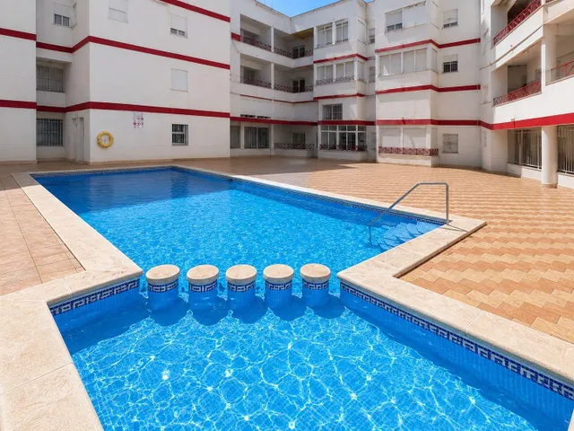 Piso 2 habitaciones 1 Baño con piscina Parque de las Naciones — 2
