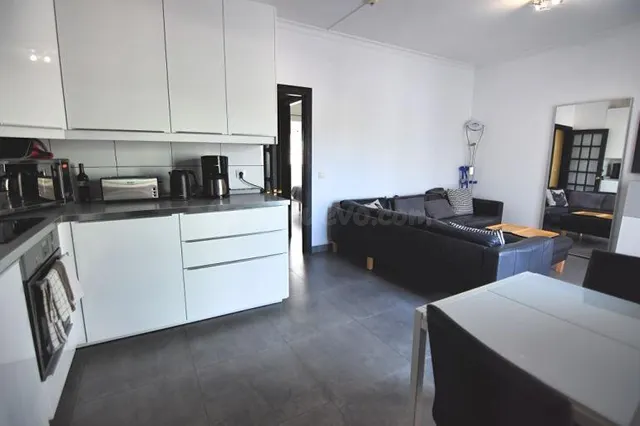 Impresionante Casa de Tres Apartamentos en Playa del Inglés - foto 3