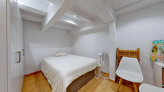 REFORMADO CON ENCANTO EN RAMBLA DEL POBLENOU – 6ª PLANTA SIN ASCENSOR — 26