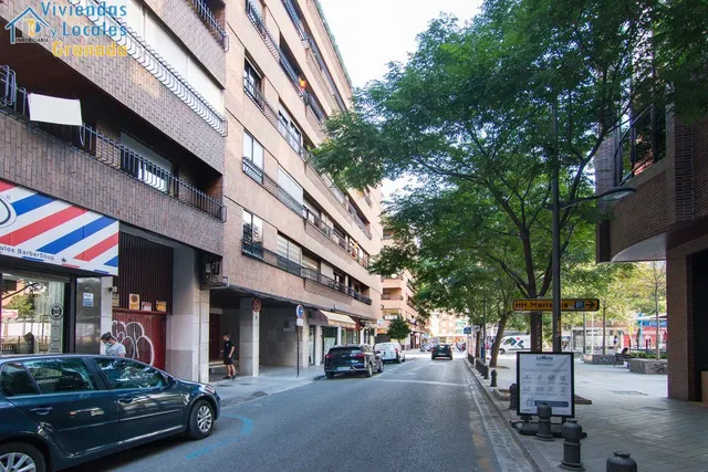 CALLE TRAJANO. Plaza Menorca — 33