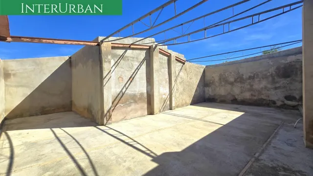 Espacio urbano de 95 m2 en Llíria con gran potencial – ideal
