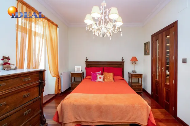 FANTASTICA CASA EN PLAZA DE LOS LOBOS — 41