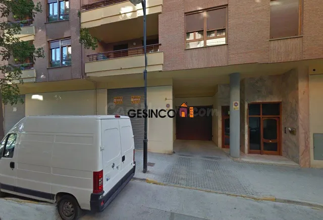 Local comercial 80m² en alquiler - Sant Josep