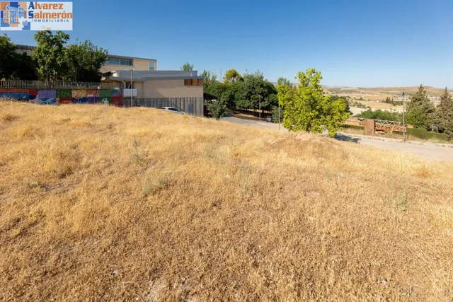 Venta de solar urbano de 258 m2 en Otura (Granada) — 10