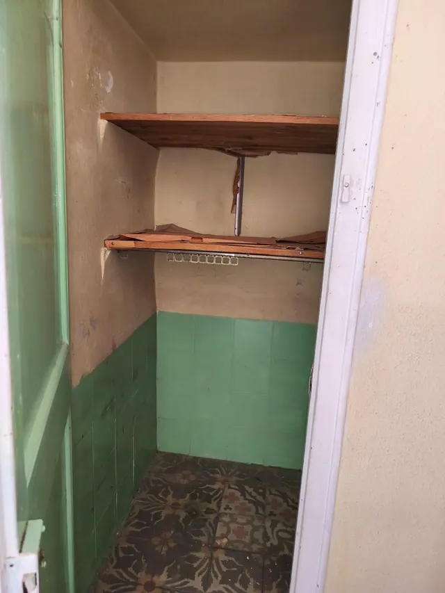 ¡Oportunidad Única para Inversores en Manresa! Joya Modernista con Gran Potencial — 12
