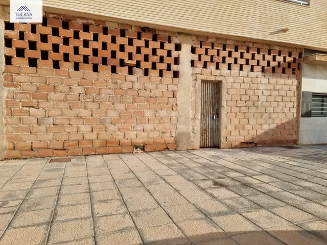 Local comercial 170m² en alquiler - Urbanizacion - foto 4