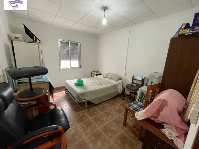 EDIFICIO EN BARRIO SAN PEDRO — 5