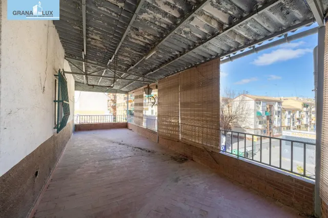 Edificio con gran potencial de desarrollo residencial en Zaidín – Granada — 43