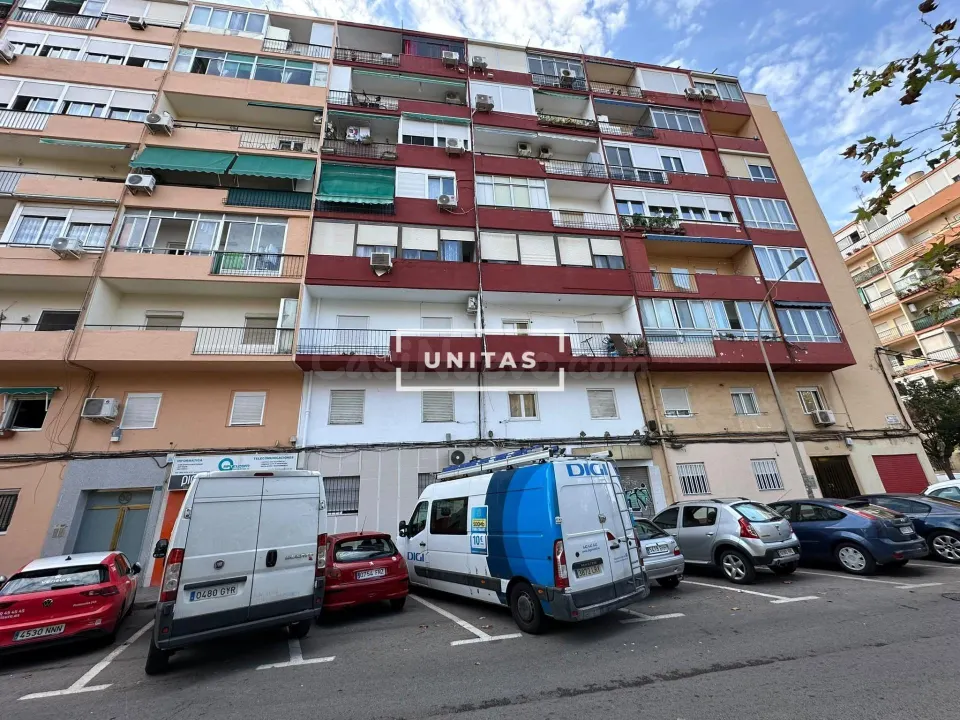 Oportunidad de Inversión, 2º Planta con Ascensor.