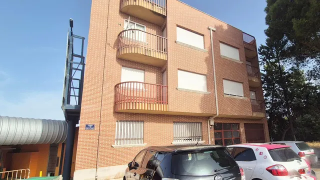 ÁTICO VENTA VILLARES DE LA REINA. Urbis te ofrece un ático e - foto 2