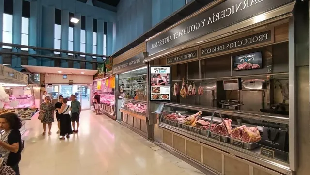 CARNICERÍA EN TRASPASO EN MERCADO MUNICIPAL | ZONA CENTRO DE - foto 4
