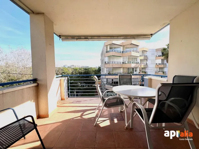 Luminoso Piso de 3 habitaciones en Salou!! - foto 5