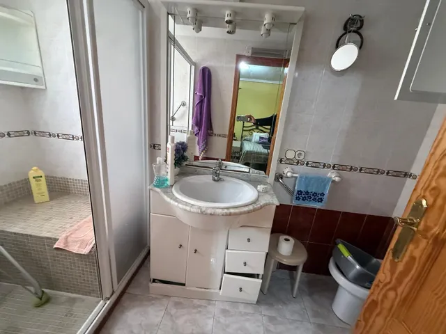VIVIENDA SEMINUEVA JUNTO AL HOSPITAL GENERAL DE ALICANTE. — 16