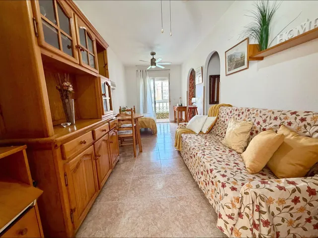 ULTIMA OPORTUNIDAD !!Estudio muy amplio en el Puerto Deporti - foto 2
