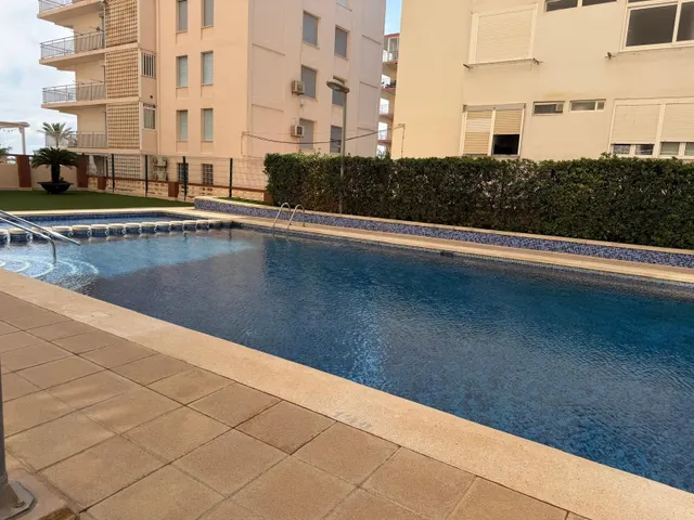 Apartamento en primera línea de playa en gandía con vistas al mar — 12