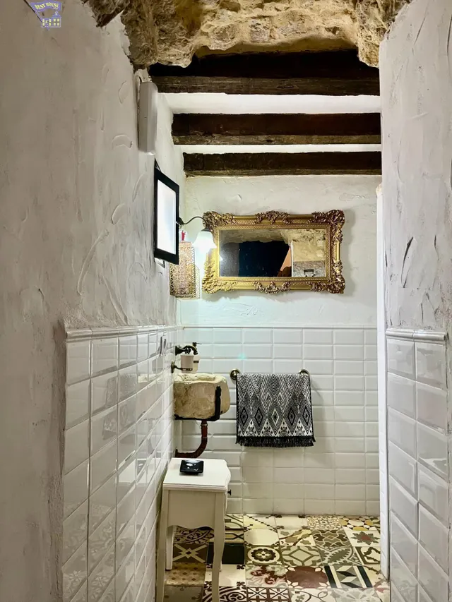 SE VENDE 2 PROPIEDADES  EN EL CASCO ANTIGUO DE ARCOS — 26