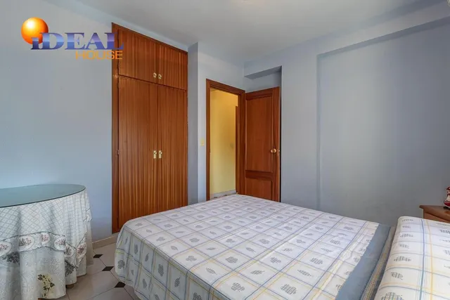Piso con garaje y trastero en Almuñecar — 16