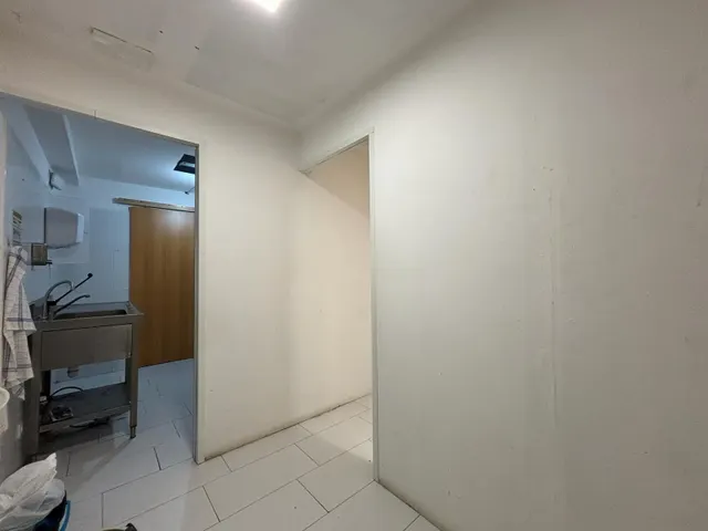 LOCAL EN AVD DE LOS BAÑOS - PLAYAFELS — 17