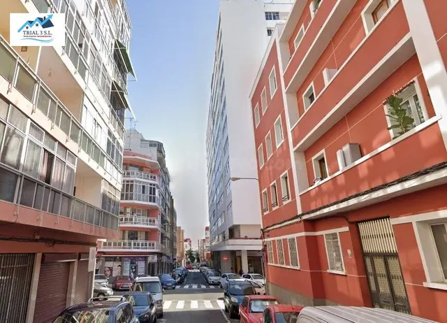 Venta de Piso en Palmas de Gran Canaria (Las Palmas) — 2