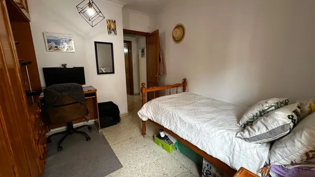 Amplia vivienda de 3 dormitorios en el corazón de San Fernando — 21