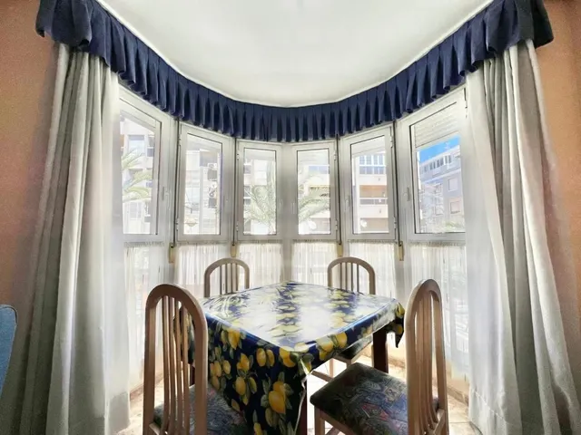 Apartamento 2 habitaciones 72m² en venta - Estacion de autobuses — 12