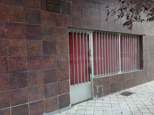 Local comercial 48m² en alquiler - Carmelitas-Oeste - foto 3