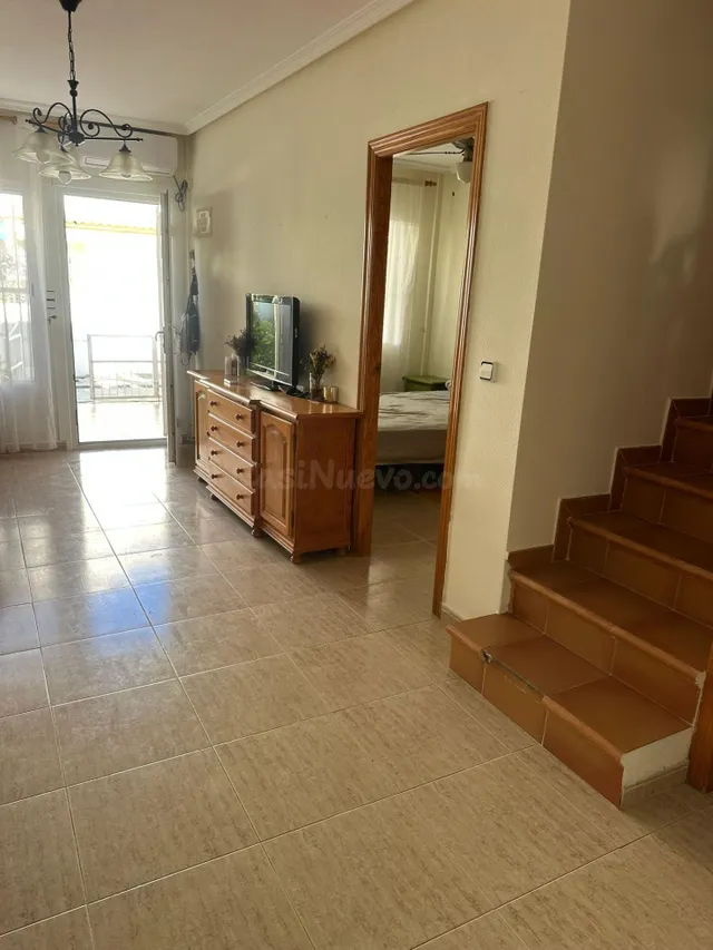 Acogedor dúplex de 3 dormitorios en Aguamarina - Orihuela Co - foto 4