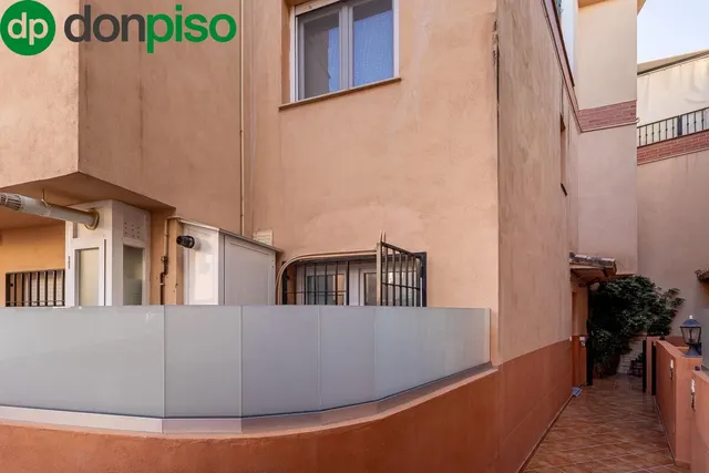 ESPECTACULAR TRIPLEX EN CHURRIANA — 27