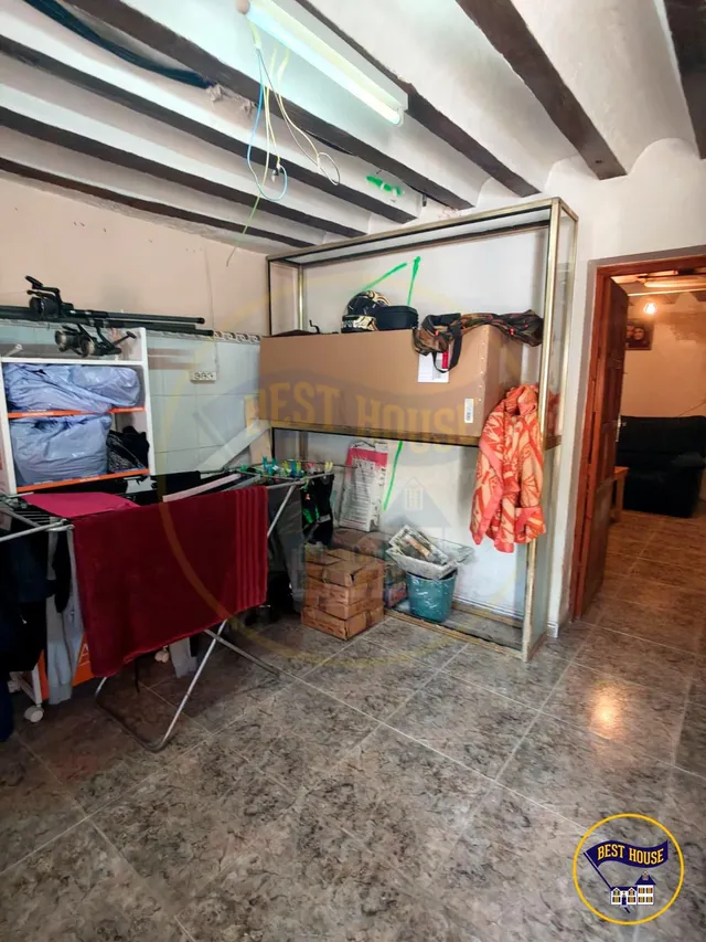 AMPLIA CASA DE 6 habitaciones EN MOHORTE — 9